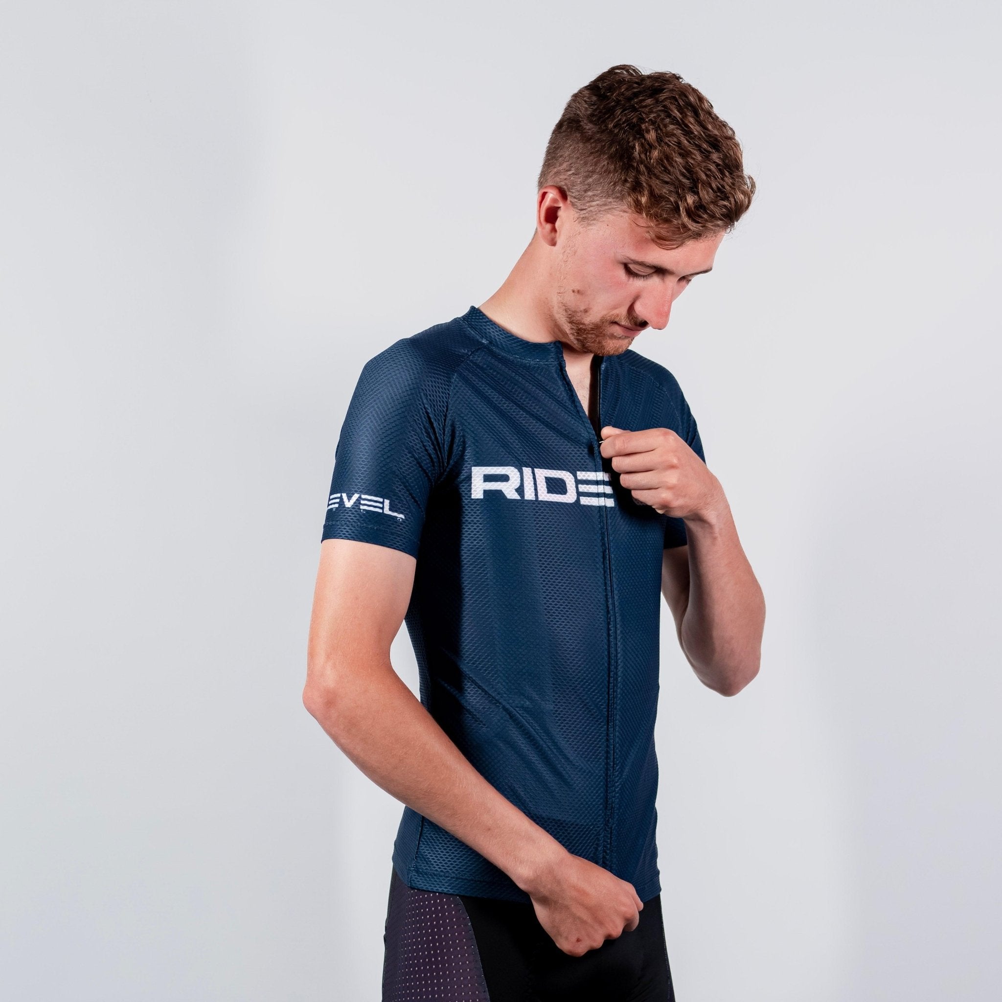 ABUS Synergy SpeedSuit LEVEL VELO